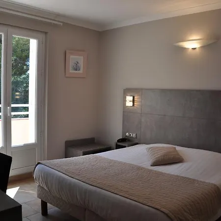 Hotel De La Le Lavandou